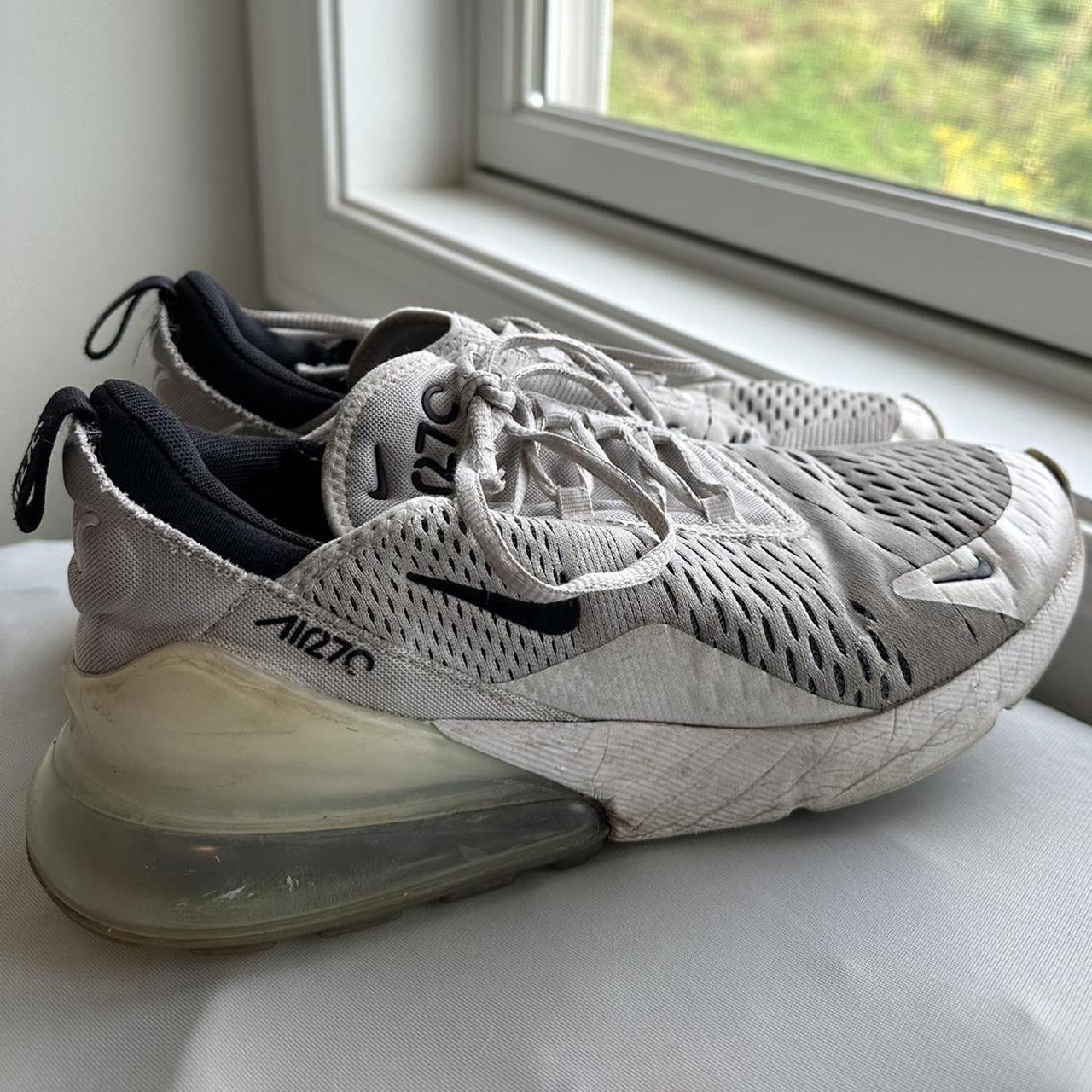 nike air max 270 trainers very worn but good. Depop