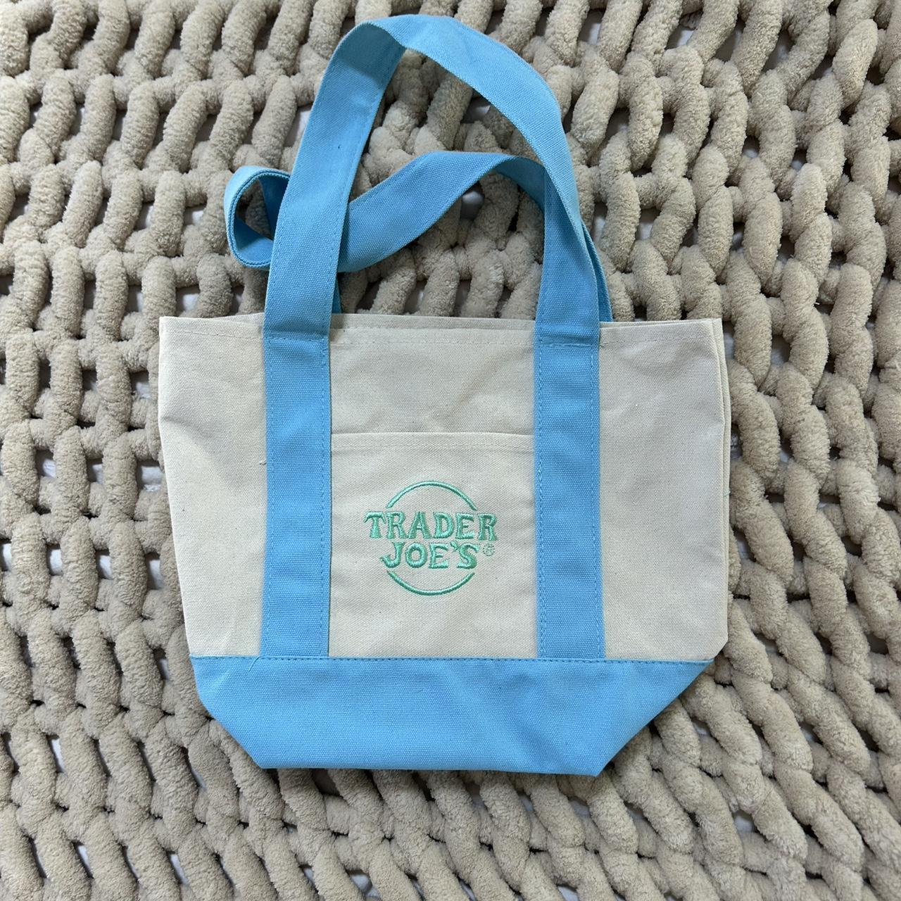 item listed by hannarosemartelli