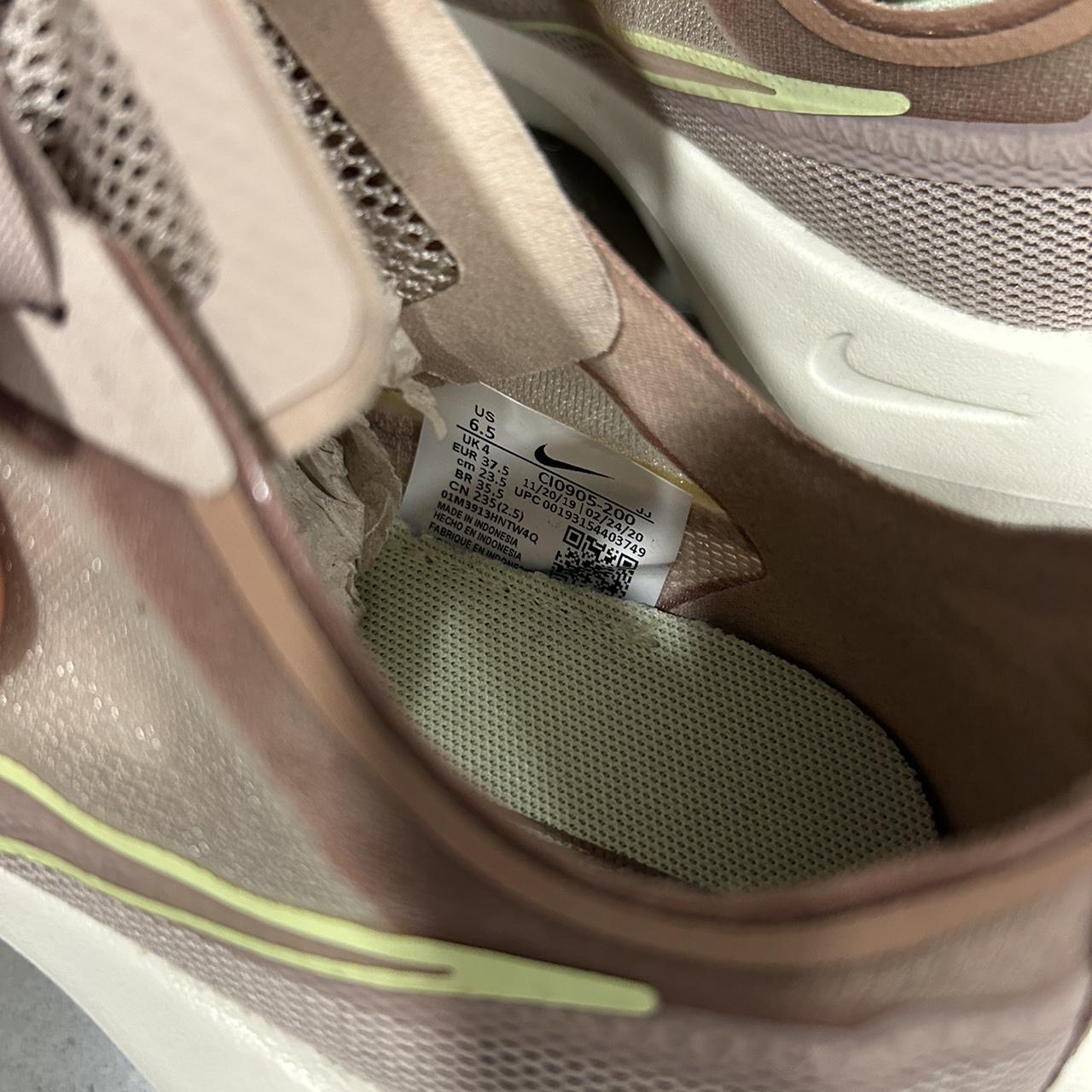 NIKE VISTA LITE Worn once | Depop NIKE VISTA LITE Worn once | Depop