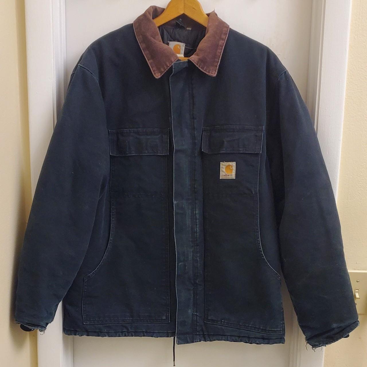 😍RARE Vintage CARHARTT Distressed quilted lined... - Depop