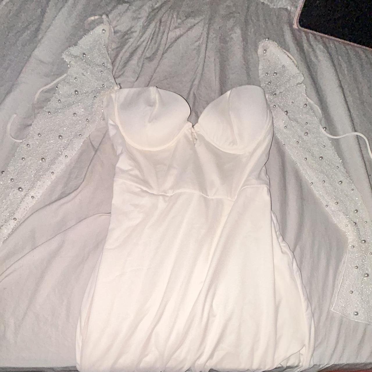 item listed by ev3lynxox0