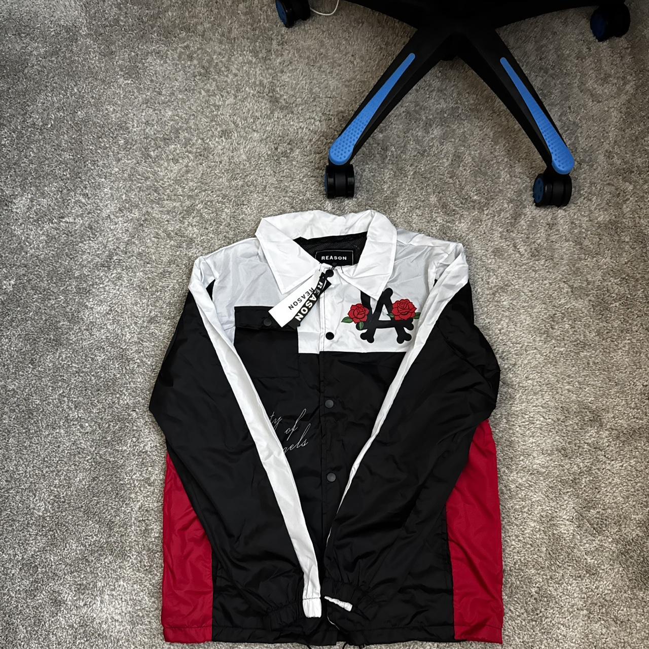item listed by jaysluxries