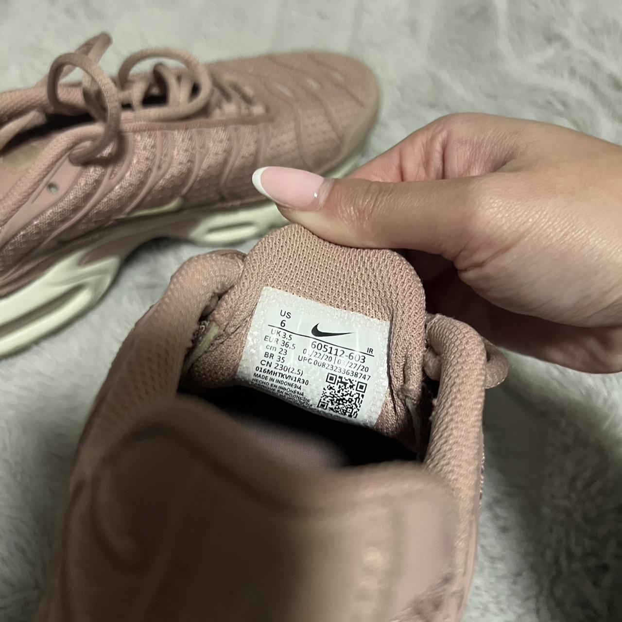 womens nike tns pink