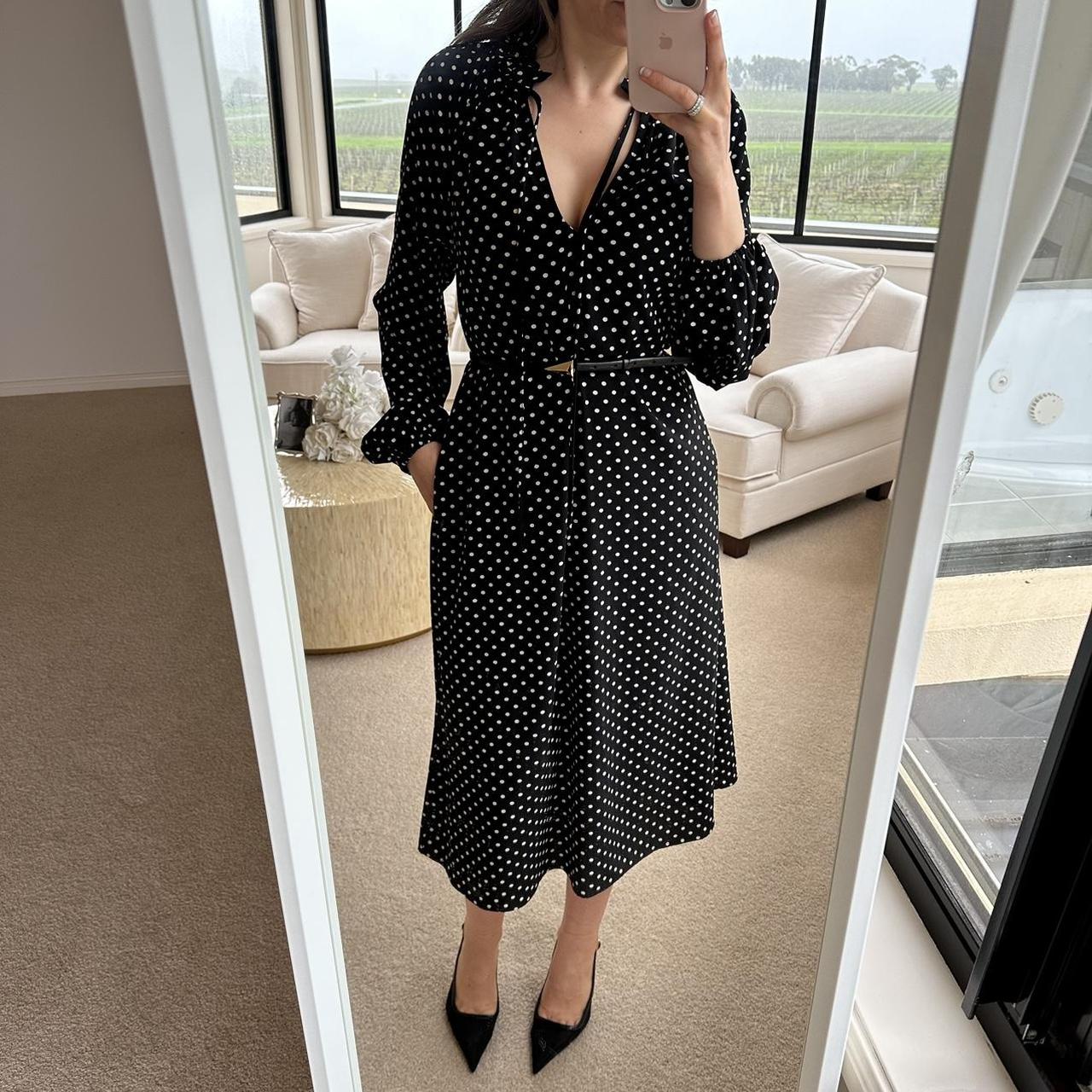 H M polka dot midi dress Very Kate Middleton very. Depop