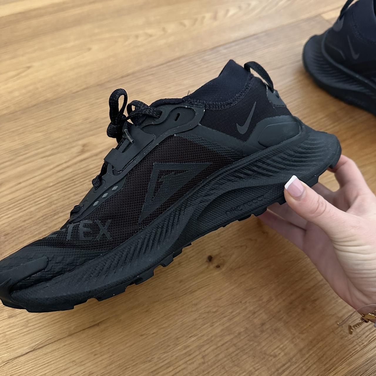 womens nike goretex trainers