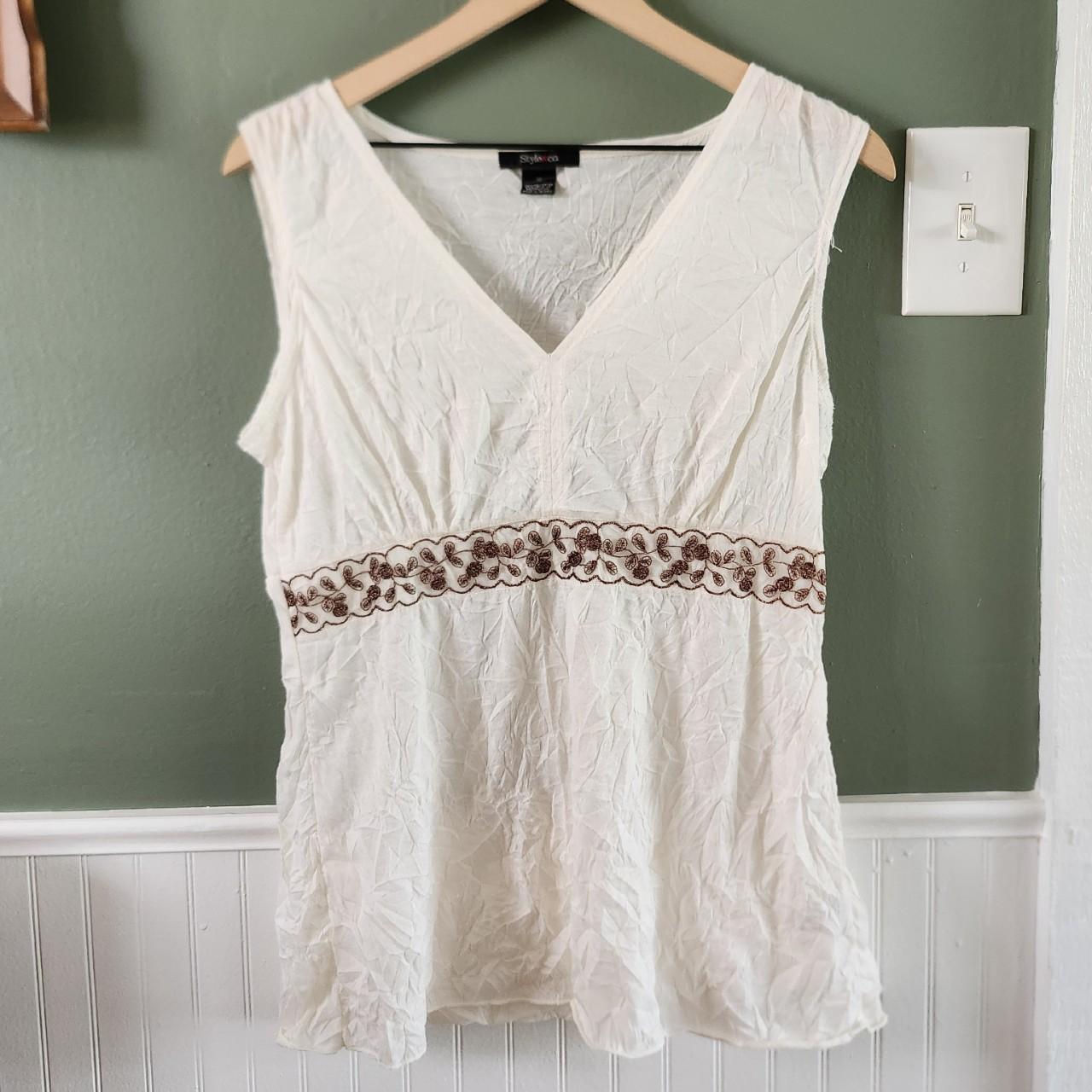 Style & Co Women's Tank top - White/Cream - M – Y2K off white v neck wrinkly tank …