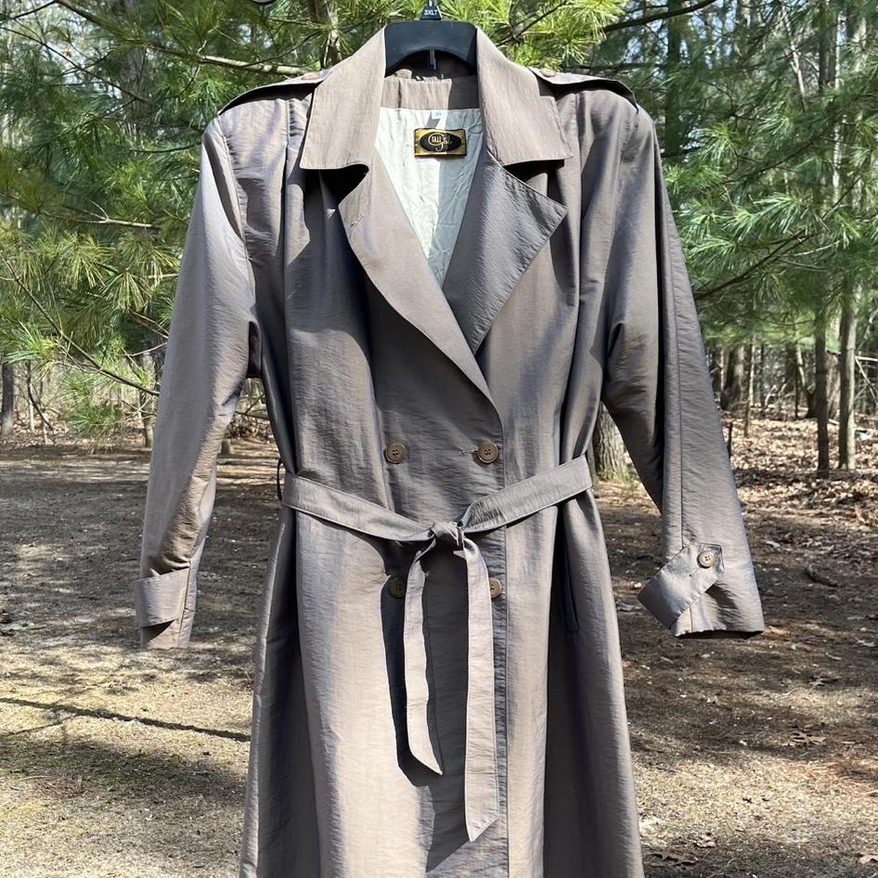 item listed by luckyheartvintage