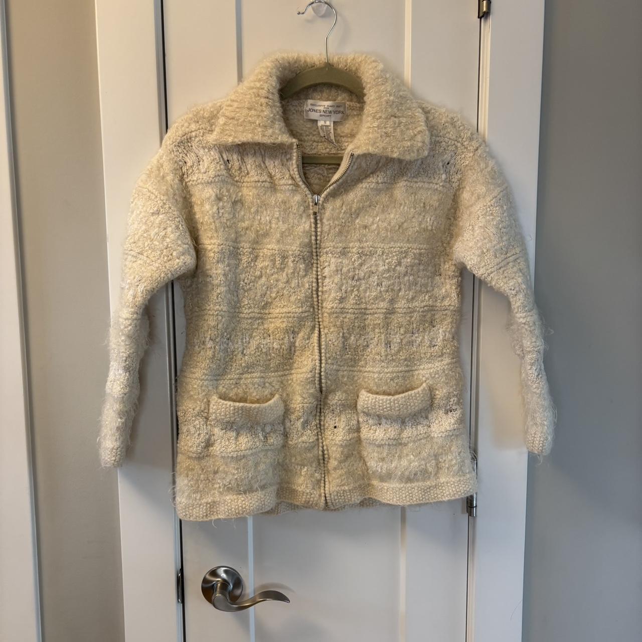 item listed by hiddencircledrive