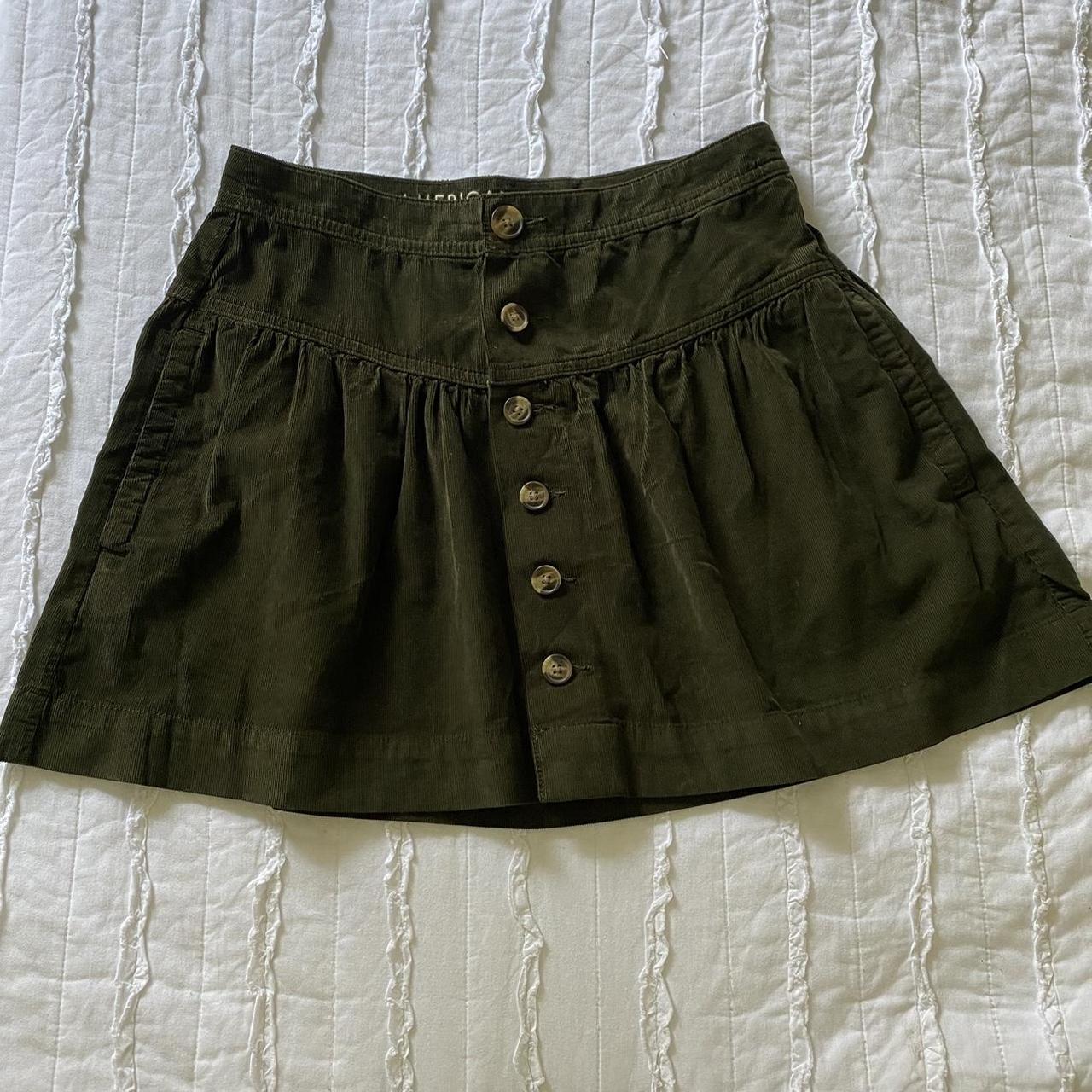 American Eagle Corduroy Army green Khaki button. Depop