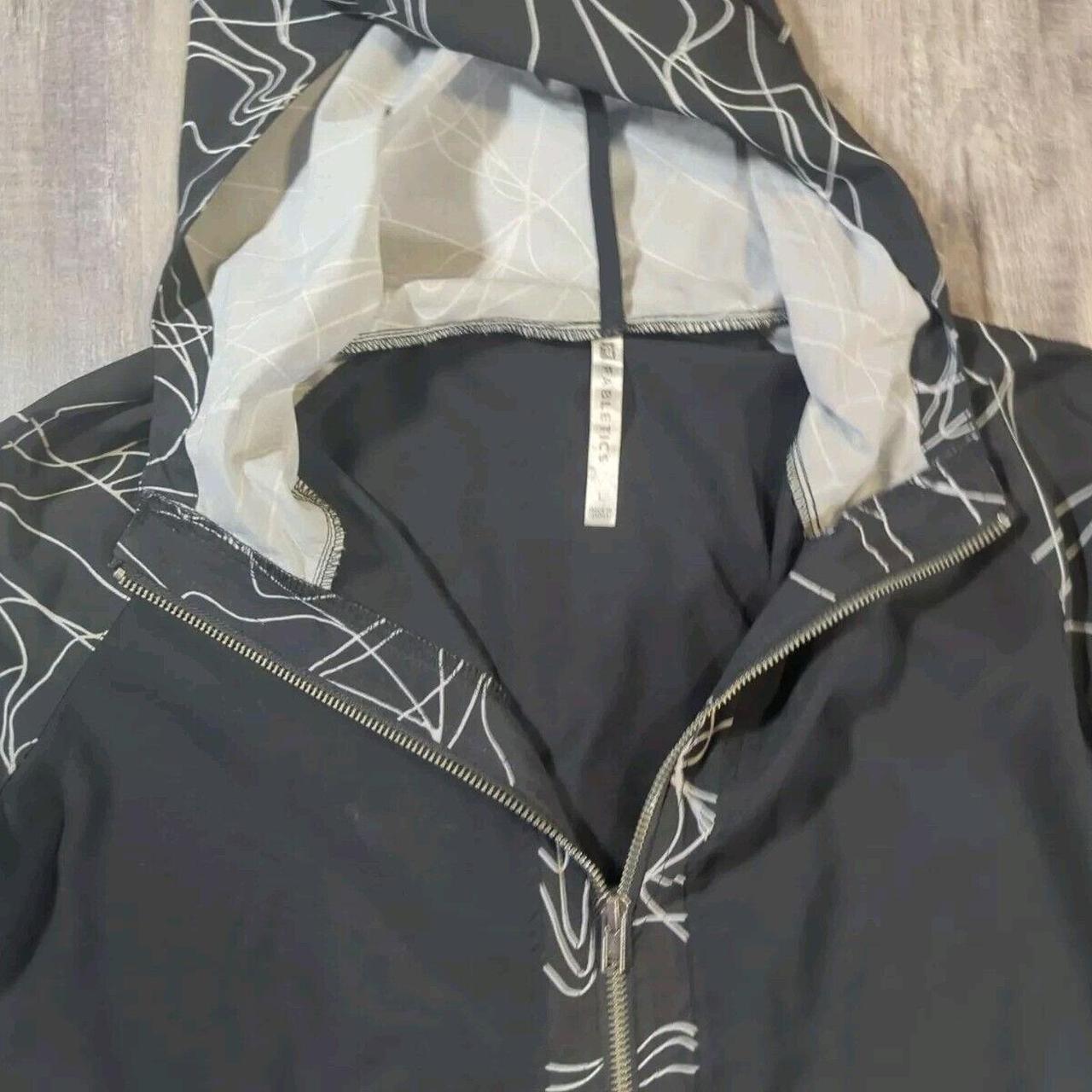 Fabletics Women's Jacket - Black - L – Elevate yo… - image 5