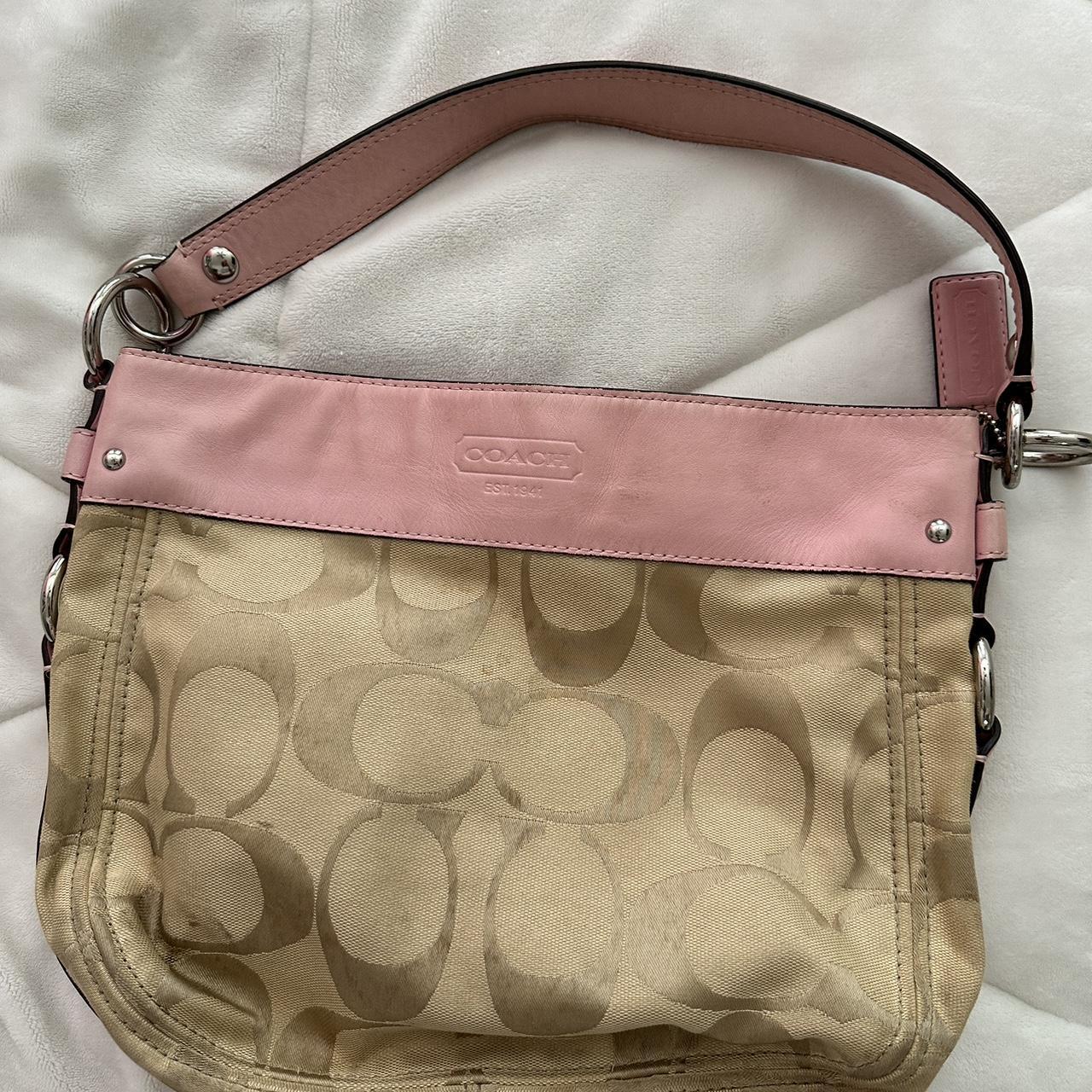 Coach bag with pink trim online