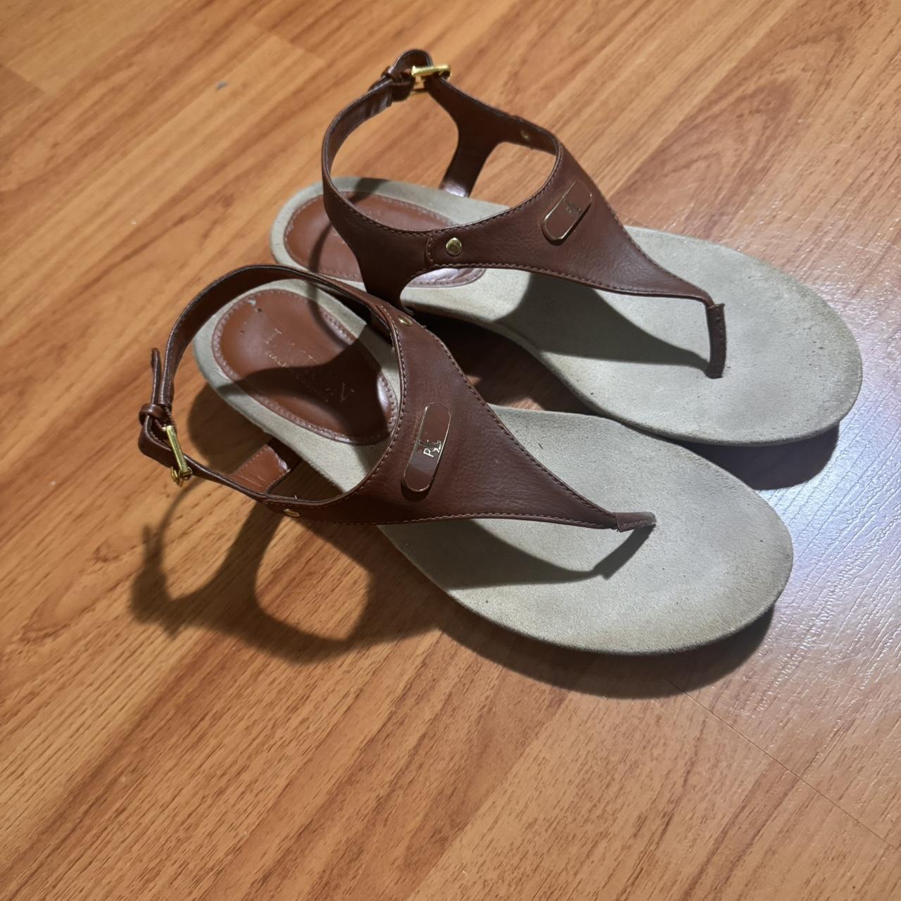 item listed by ihearttyy