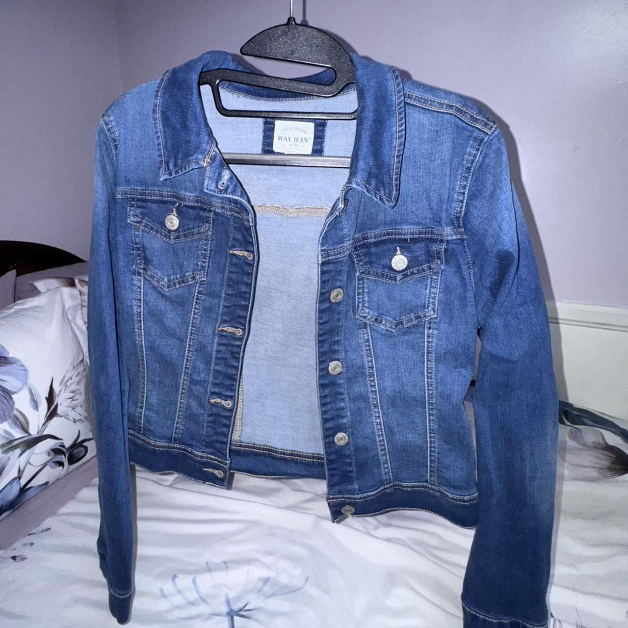 item listed by emilyannettte