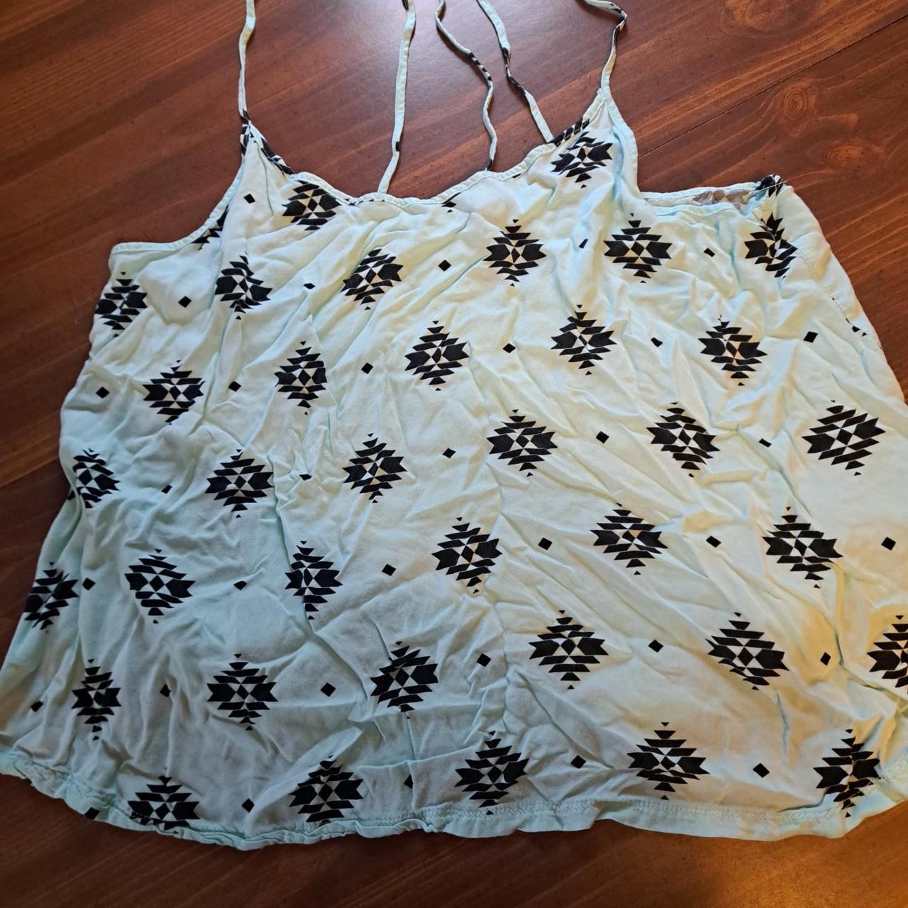 item listed by sierrasclosetcleanout