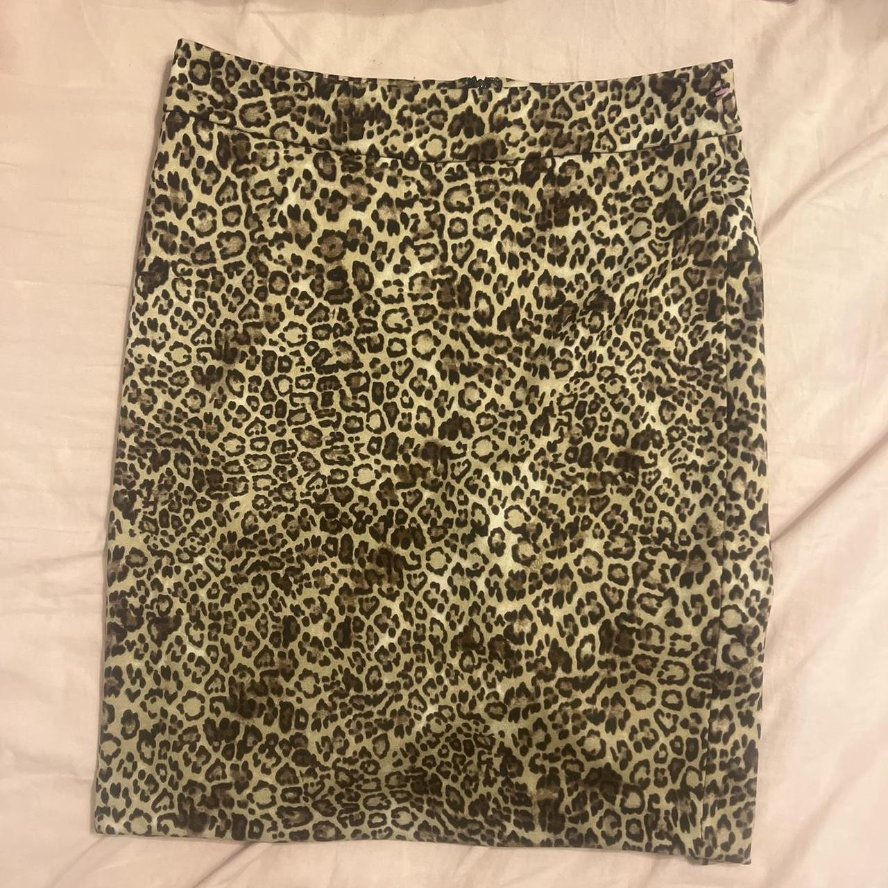 item listed by nayraaaa