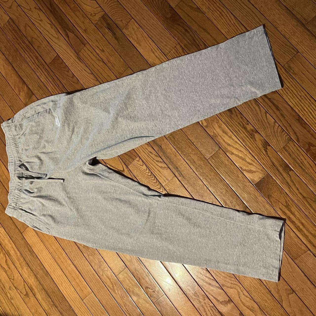 mens nike loose fit sweatpants