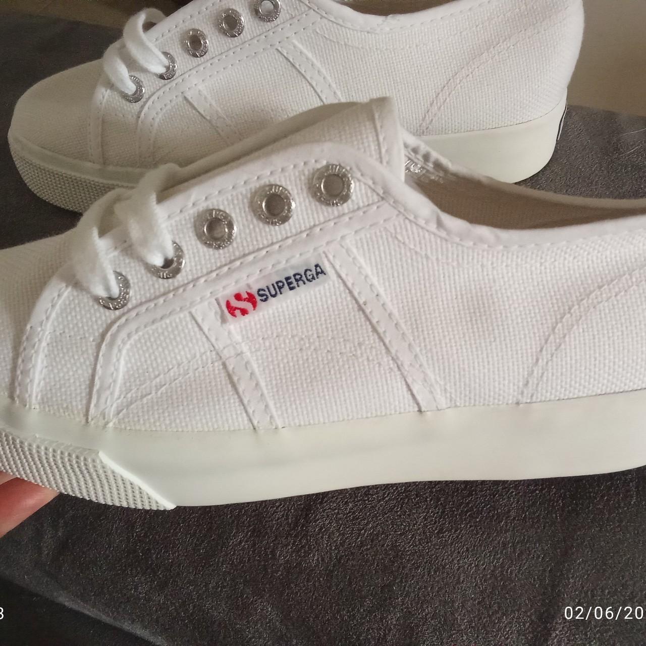 Chaussures Superga 37.5 et 39.5 Depop