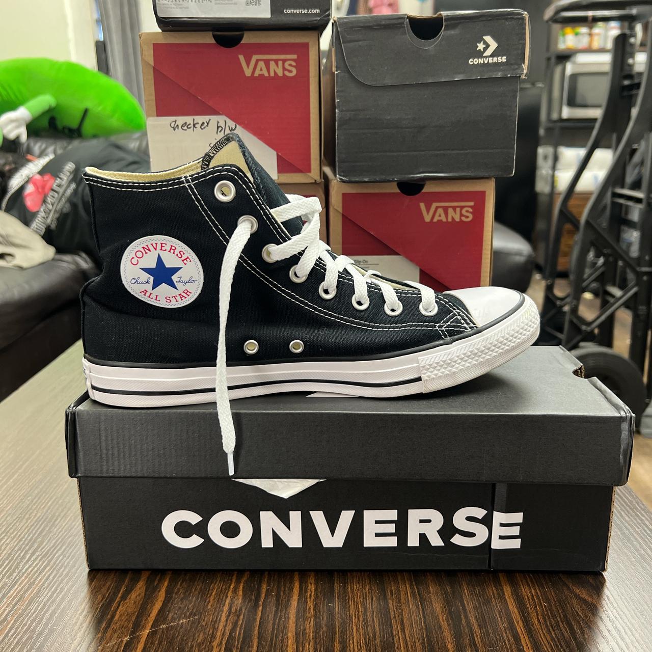 CONVERSE HI TOP BLACK SIZE 9 MEN We ship M F until