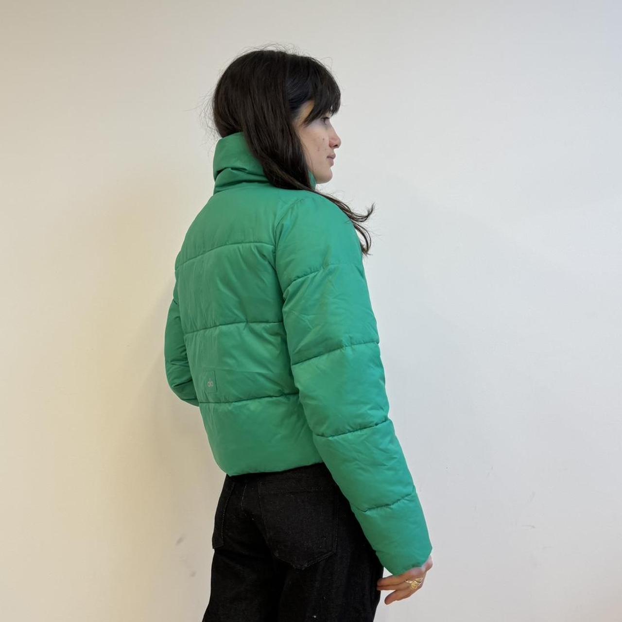 Alo Yoga green puffer jacket Size