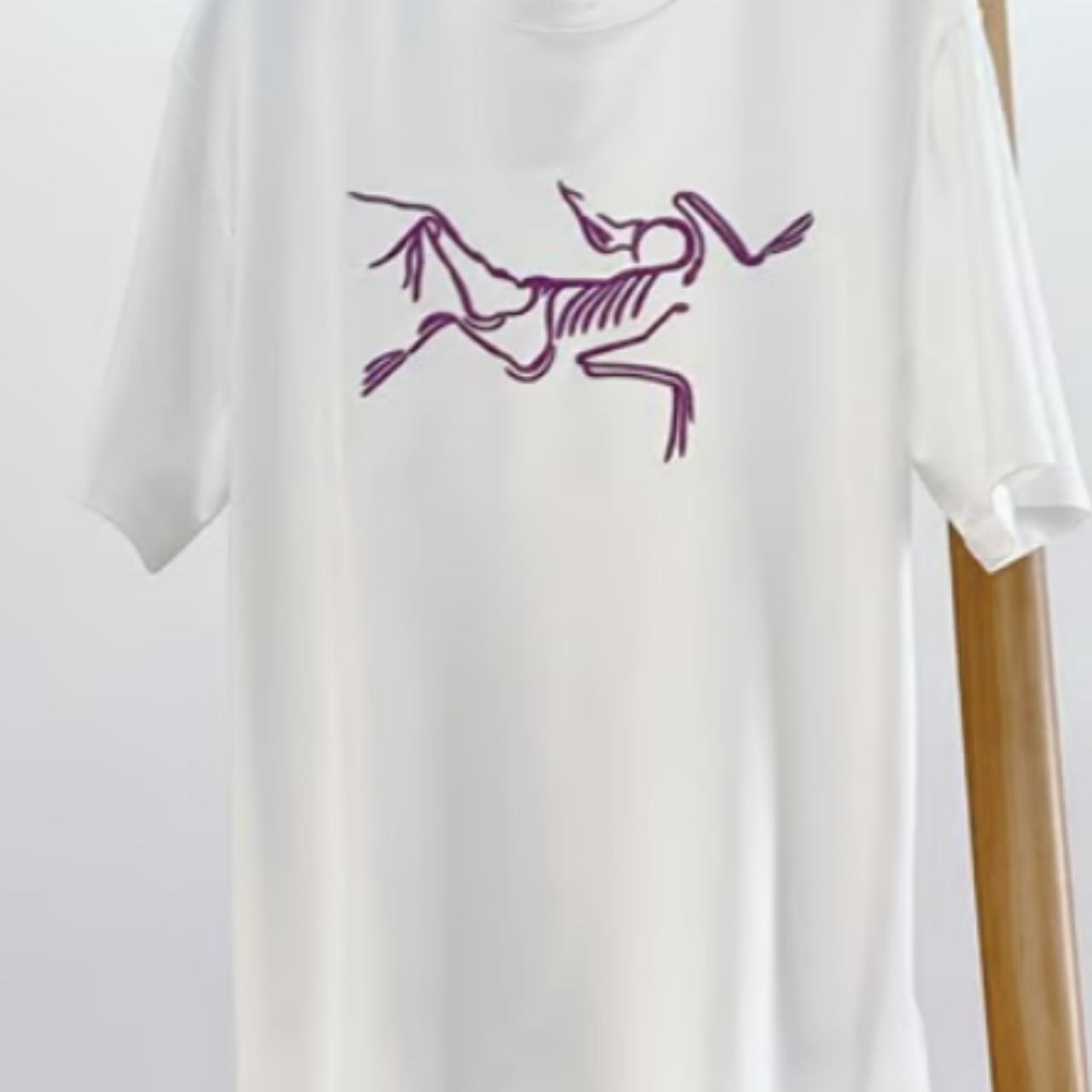 Tシャツ・カットソー Arc'teryx T-shirts White Arc'Multi Bird Logo Long Sleeve T-Shirt in White Light - Arc