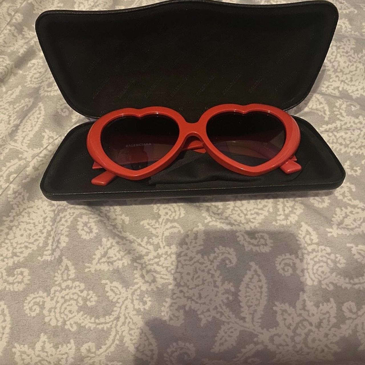 balenciaga heart shaped sunglasses
