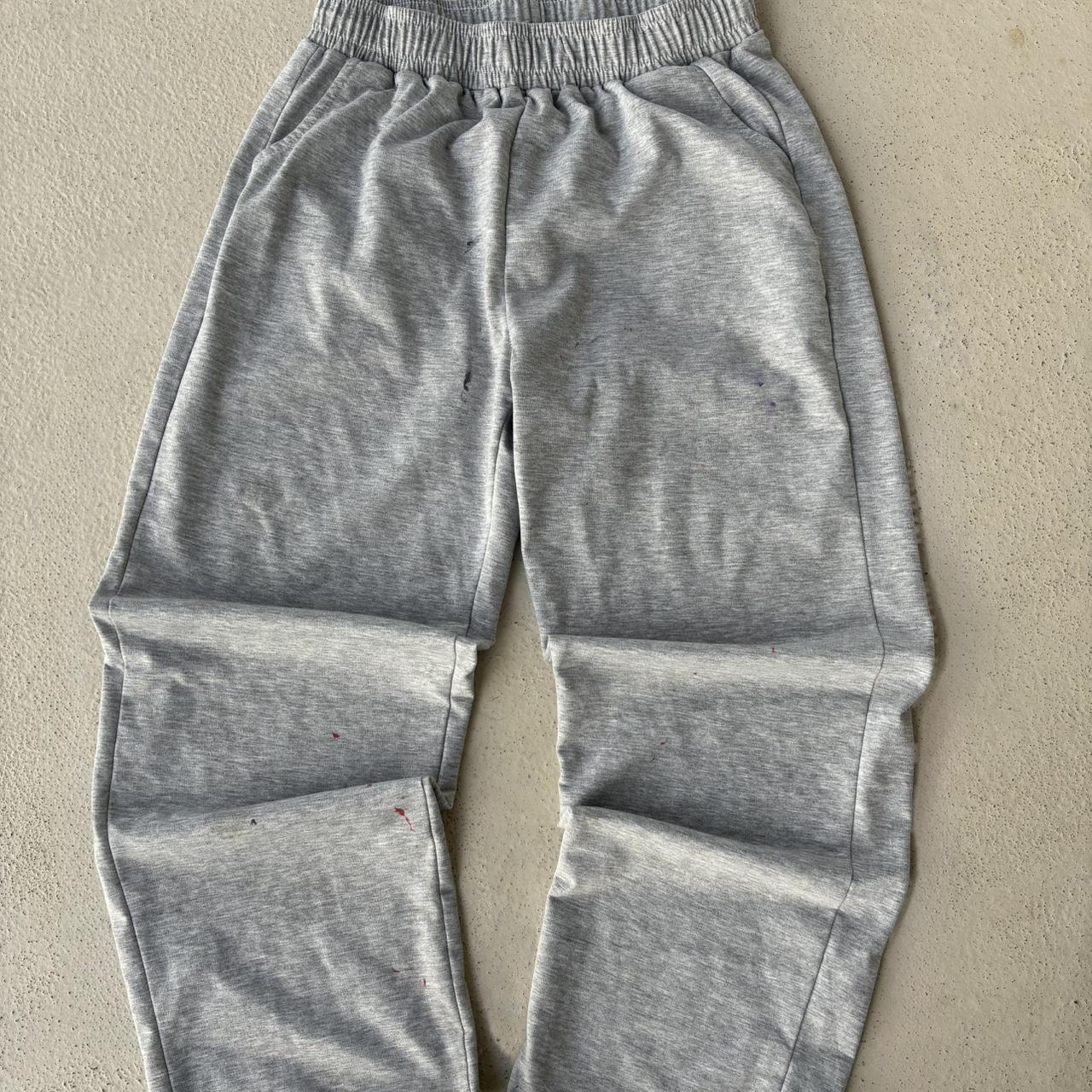item listed by fastshipping_fashion