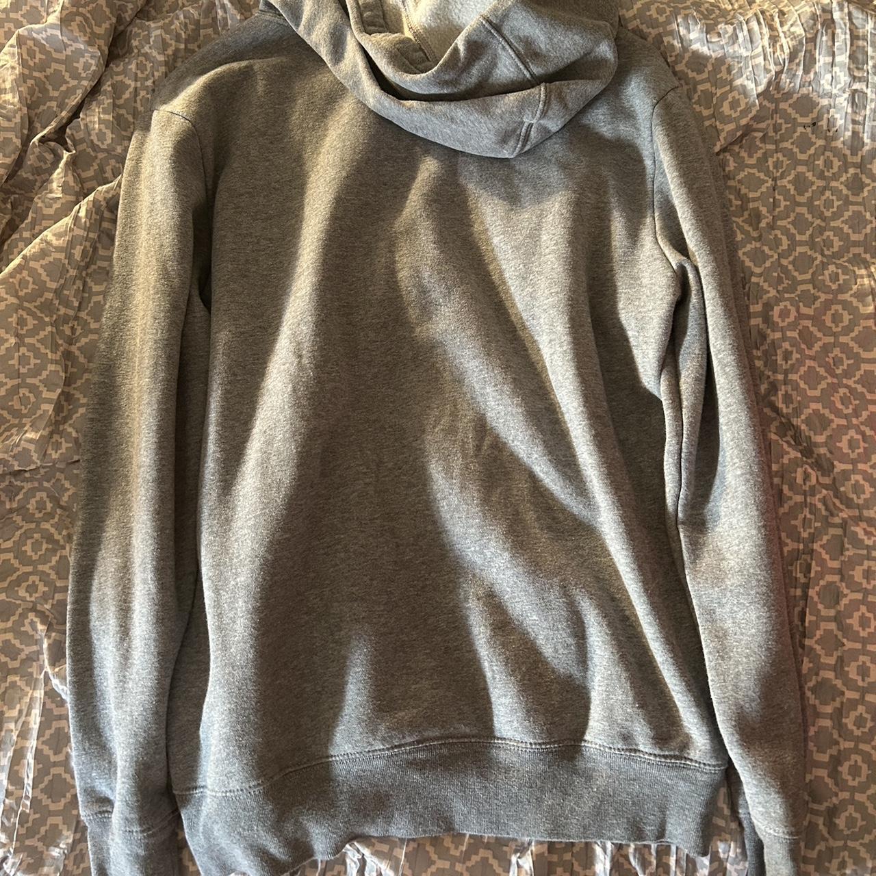 2000s GAP grey hoodie perfect condition I just... - Depop