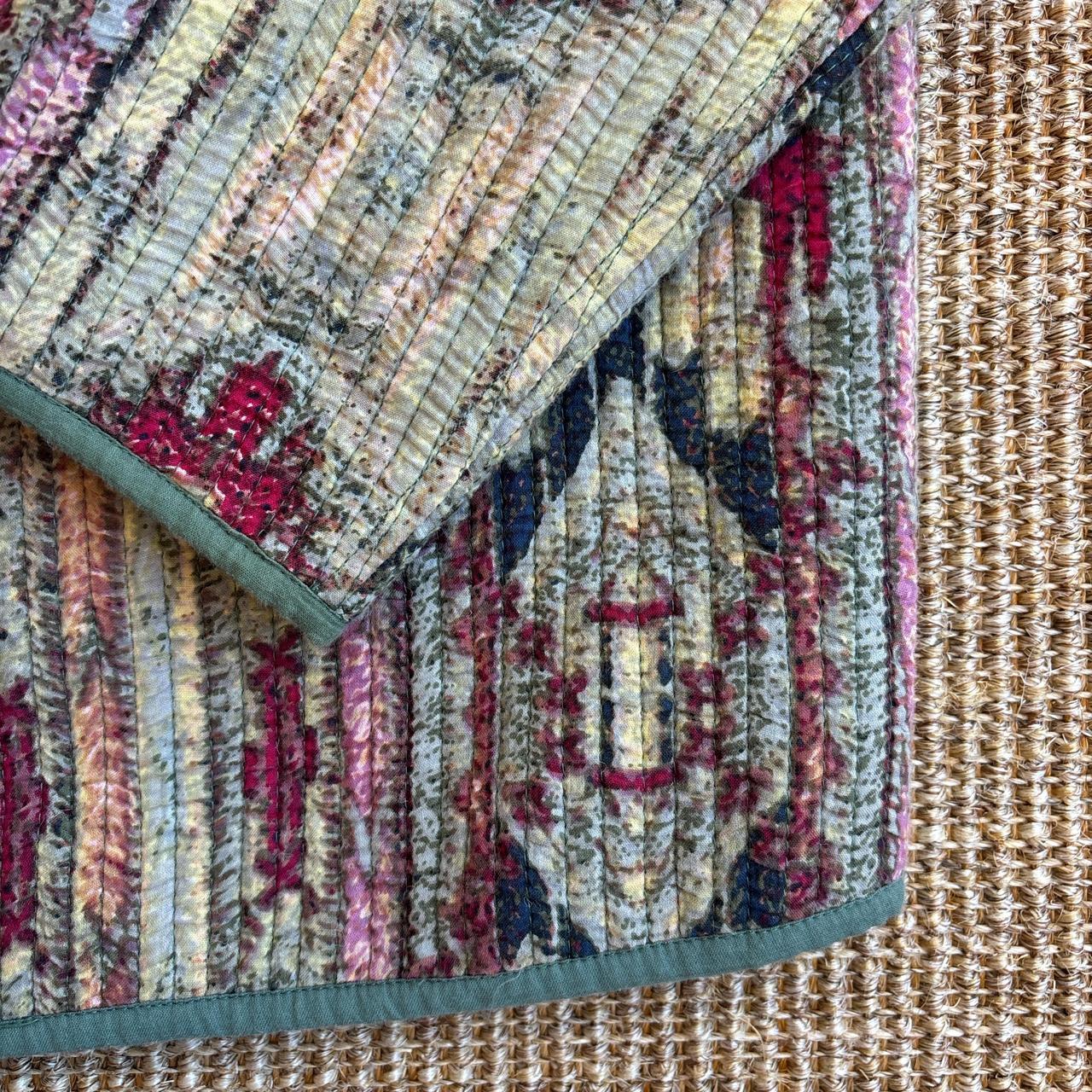 Women's Jacket - Multi - M – Printed patchwork qu… - image 2