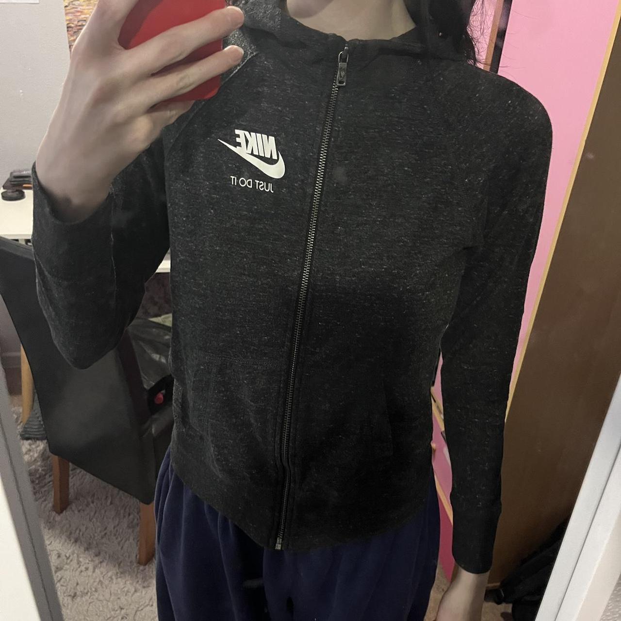 black nike zip up haven t worn in years condition