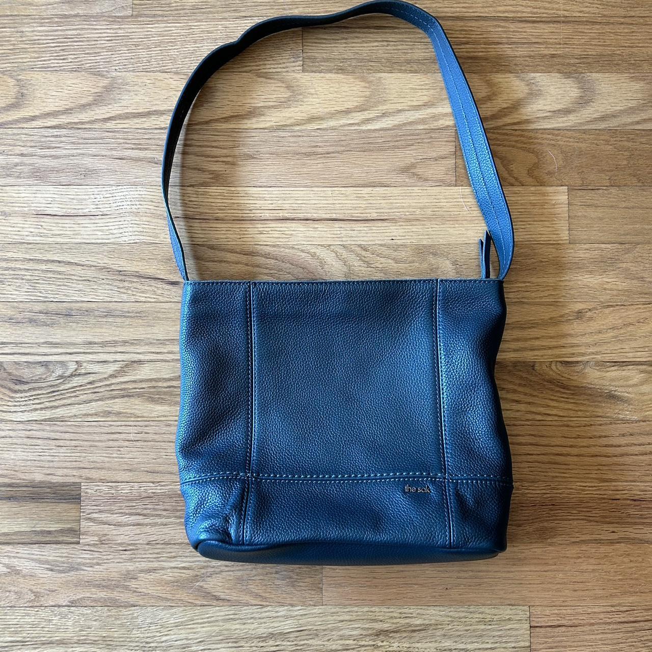 Leather outlet The sak purse adorable great condition