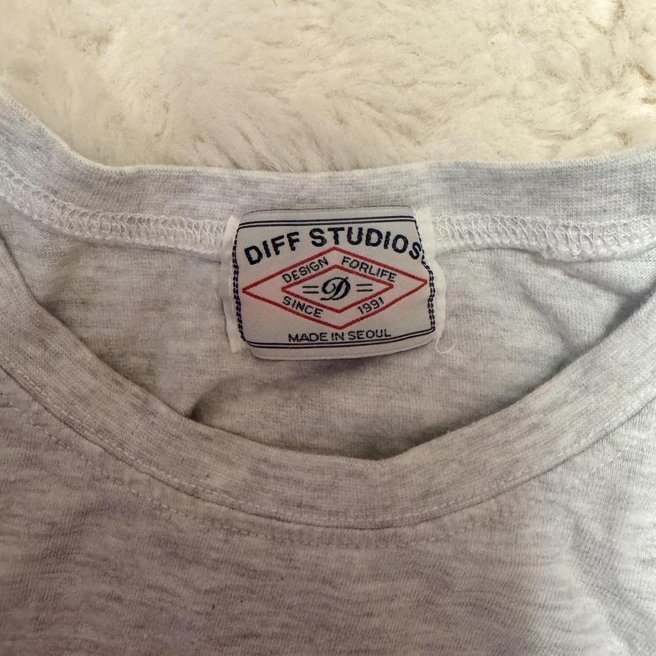 Ader Error Women's T-shirt - Grey/Multi - S – dif… - image 3