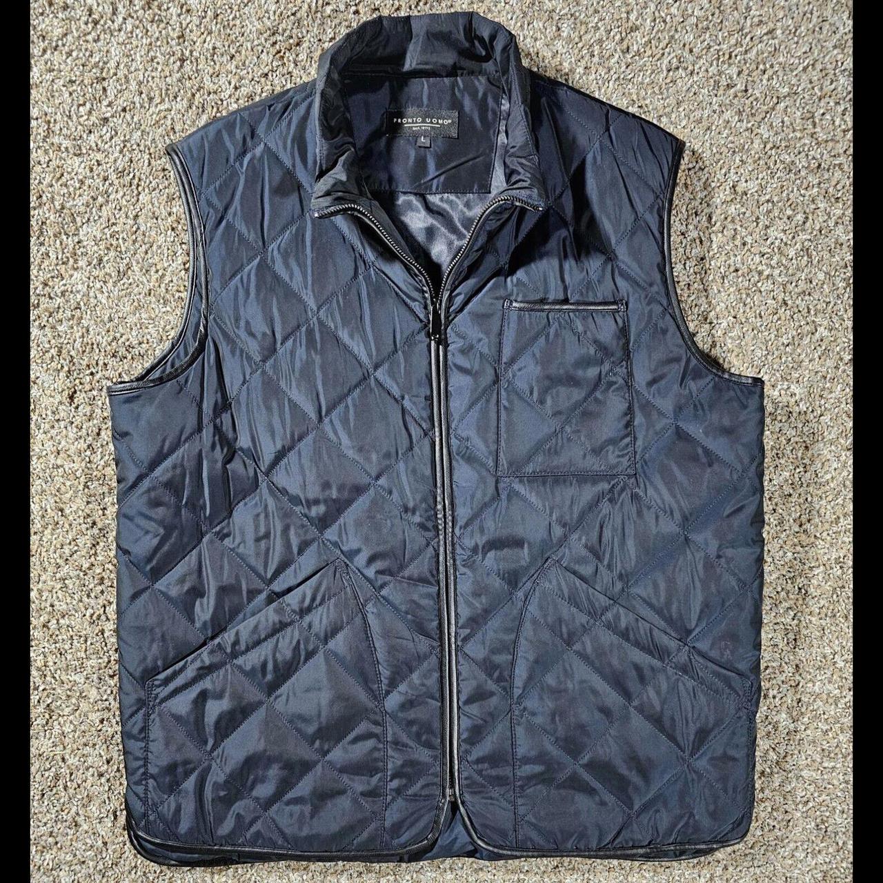 This Pronto Uomo vest for men is a versatile piece