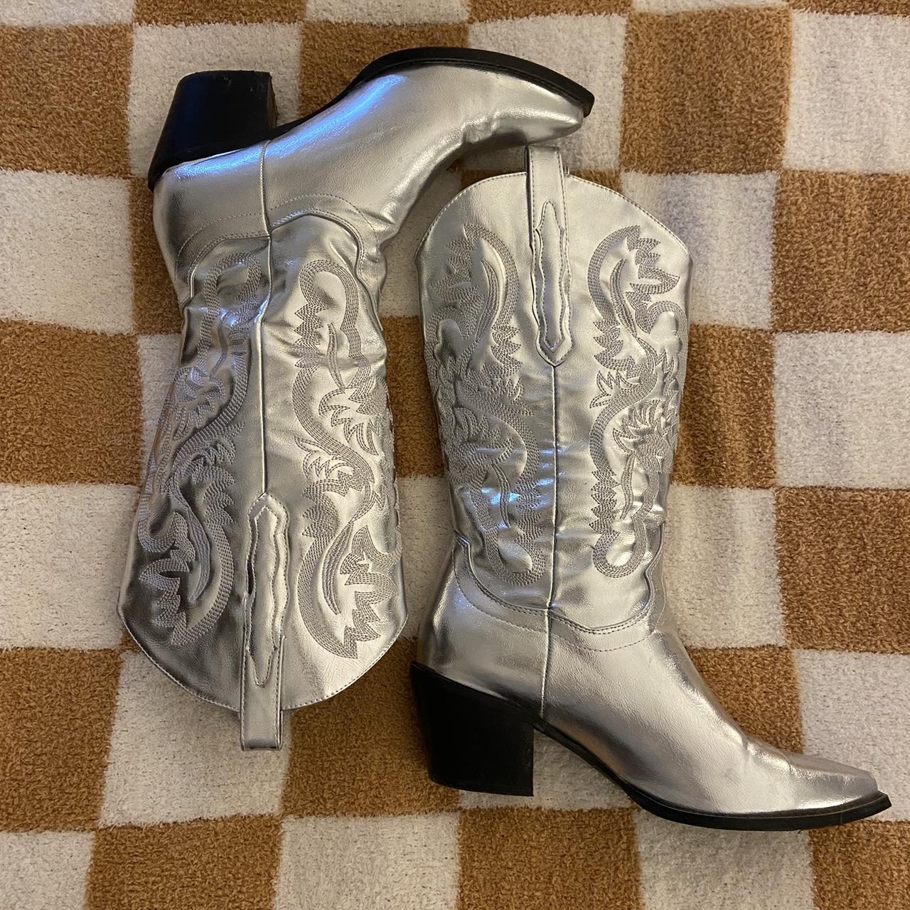 silver sparkly cowgirl boots