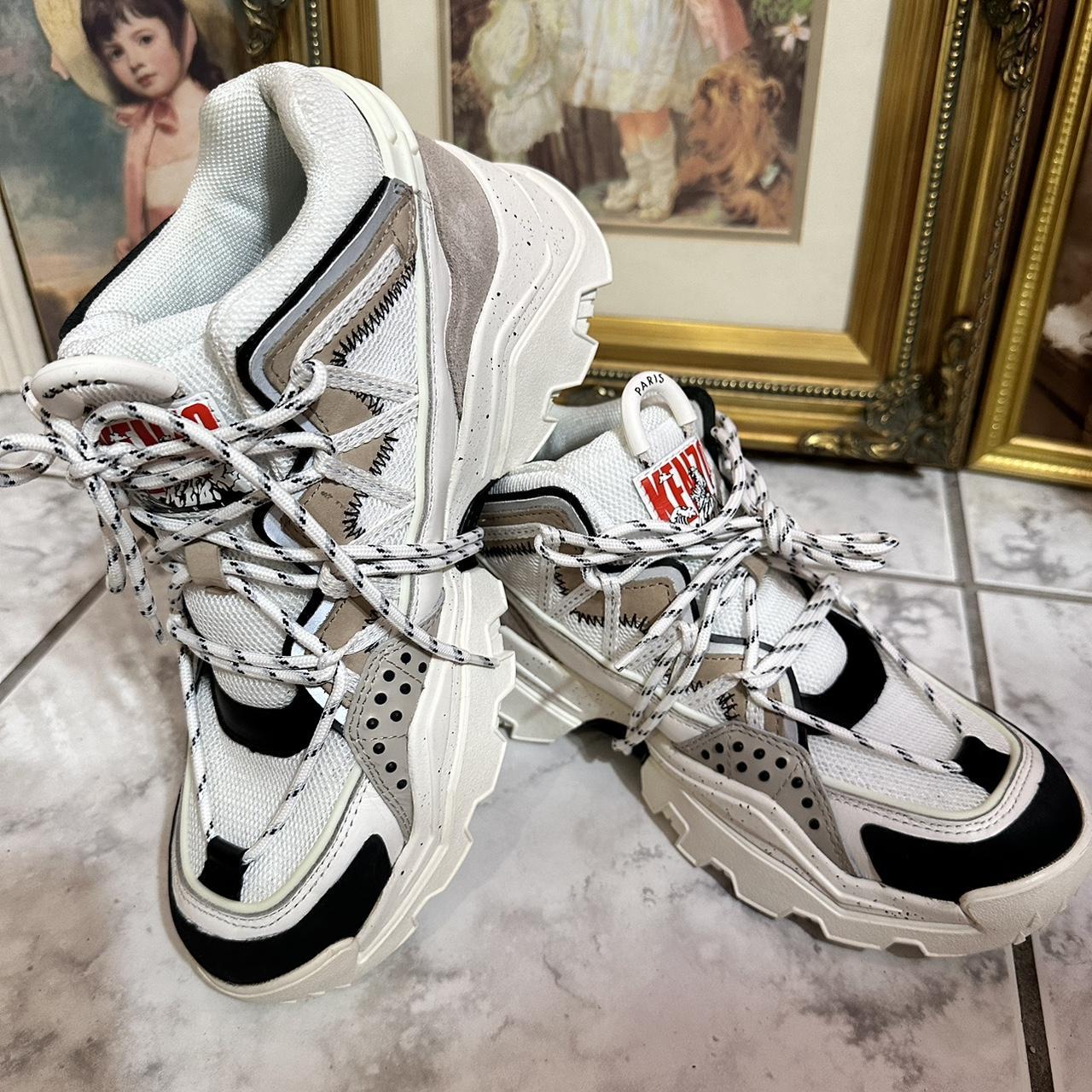 かなこ Kenzo inka chunky low top leather trainers Size 39 | Depop