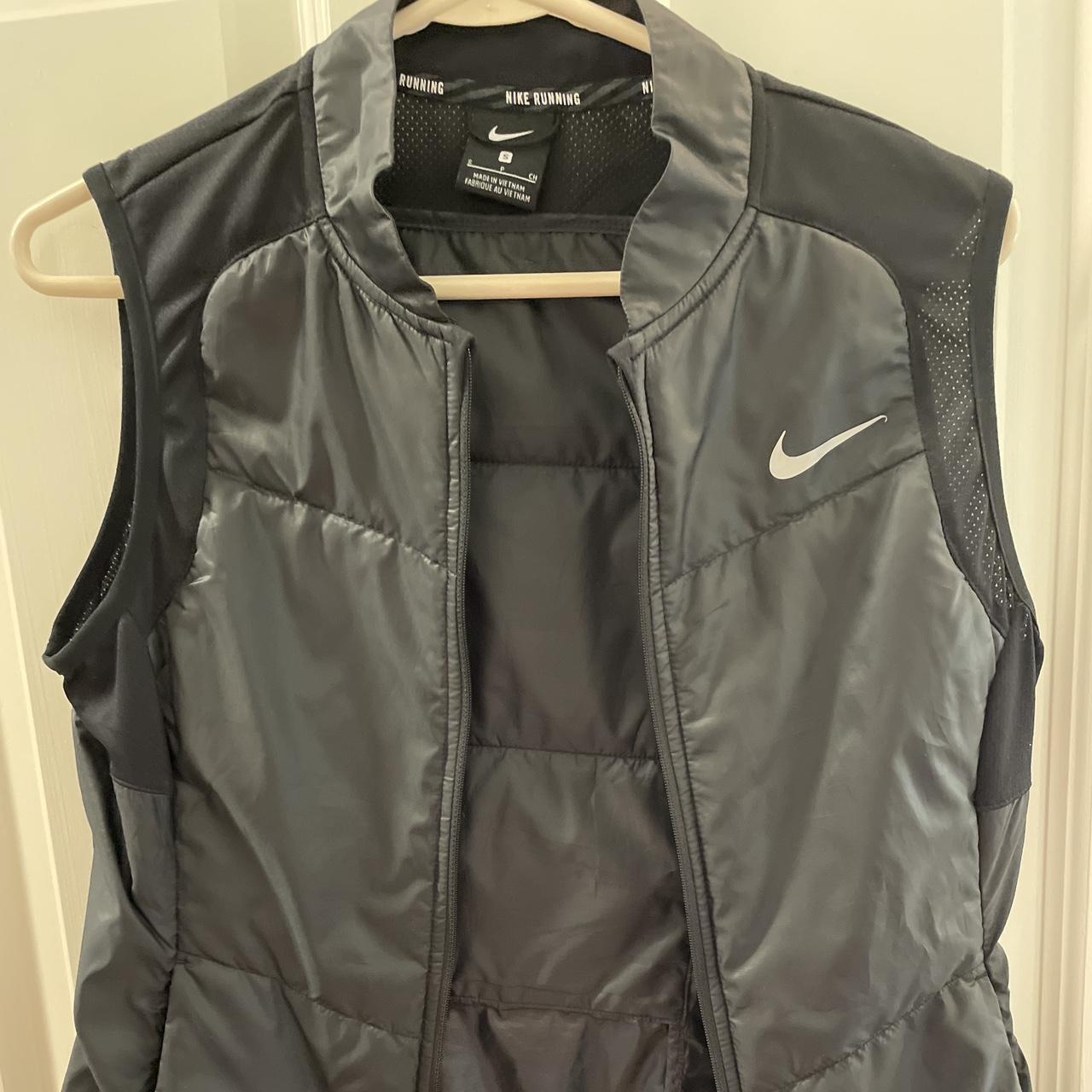 Ladies nike sales running vest