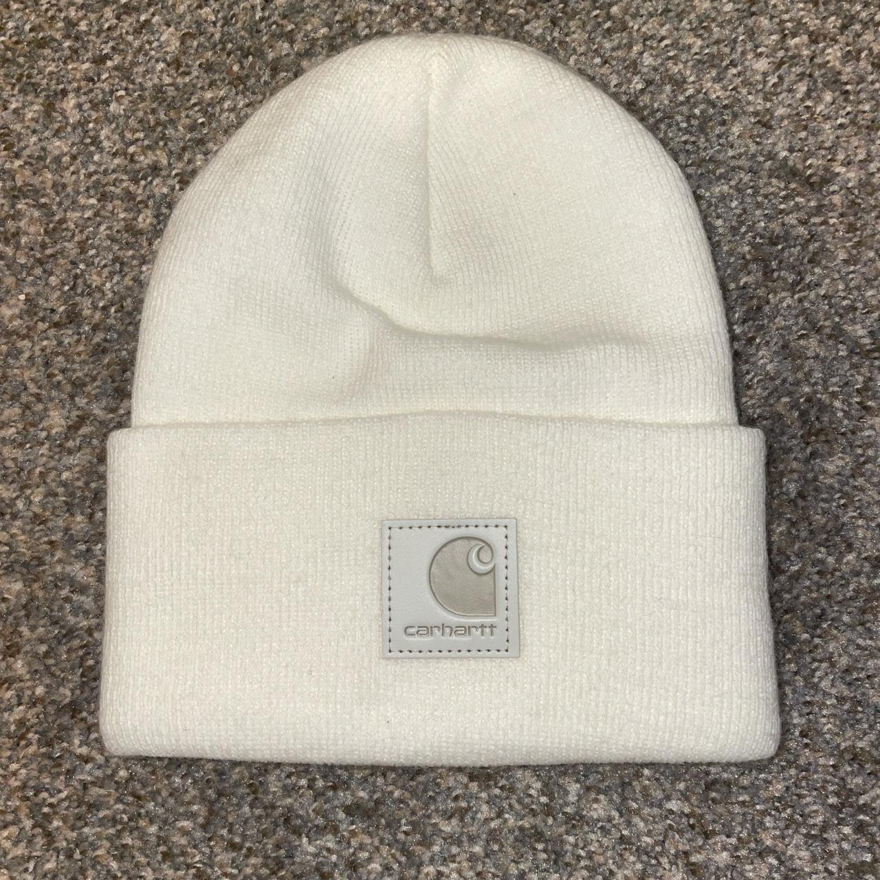 White monotone carhartt beanie!🤍 - Depop