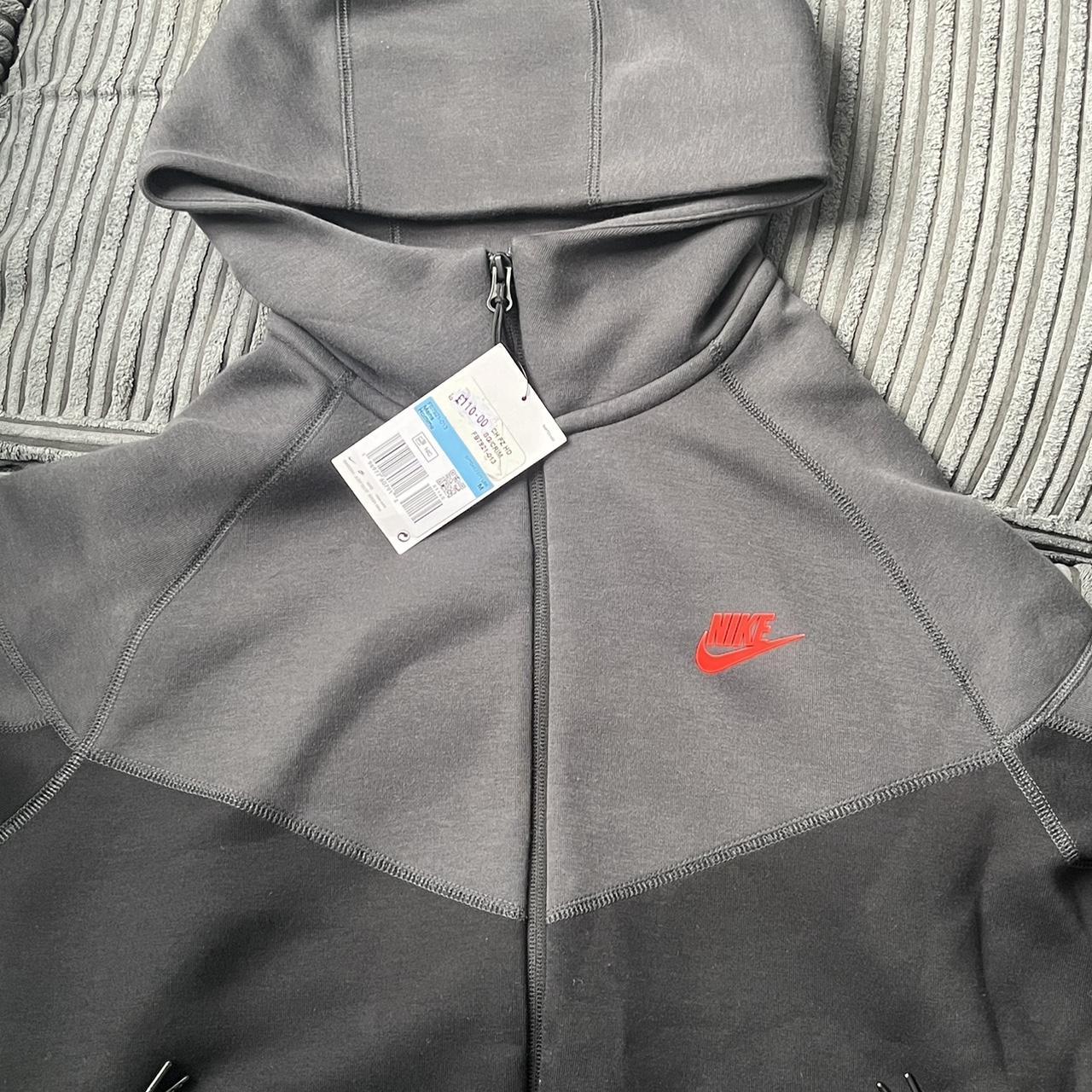 nike tech fleece hoodie grey medium