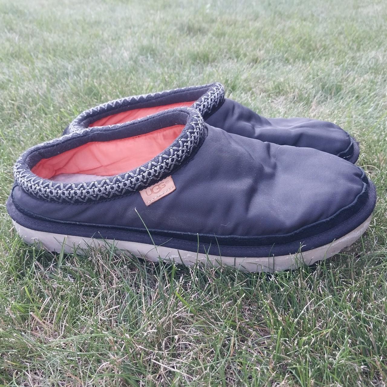 mens ugg slippers size 11