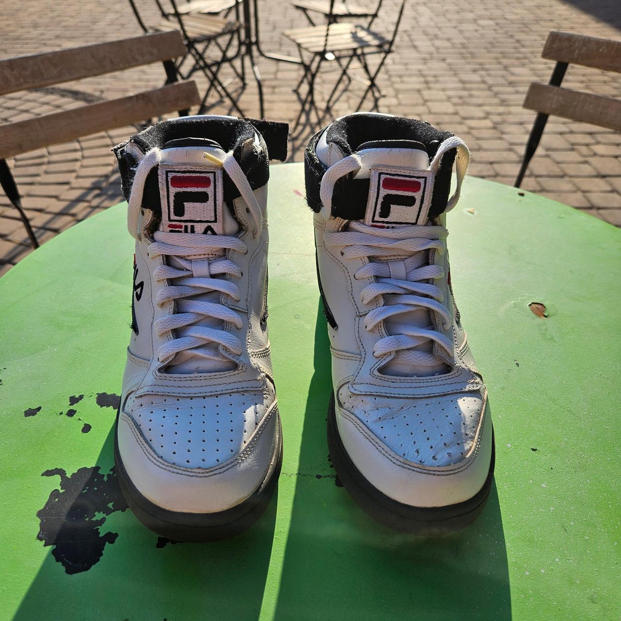 Fila high top trainers white and black size 1/2