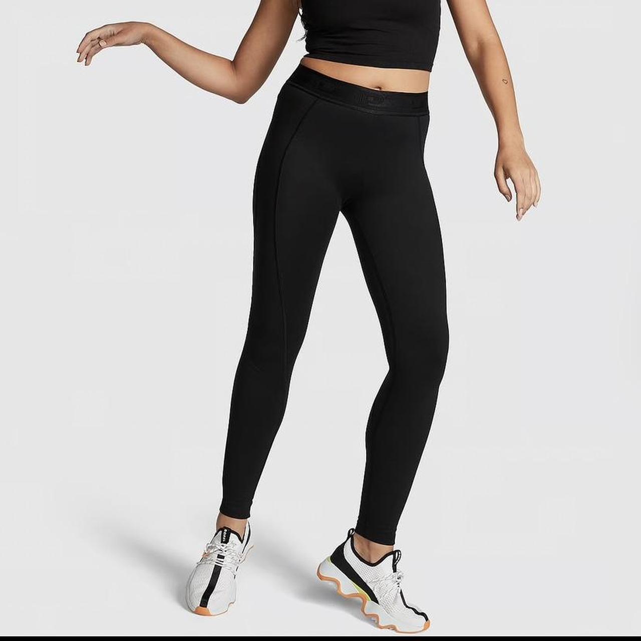 Store Victoria’s Secret Pink Ultimate High-Waist Leggings