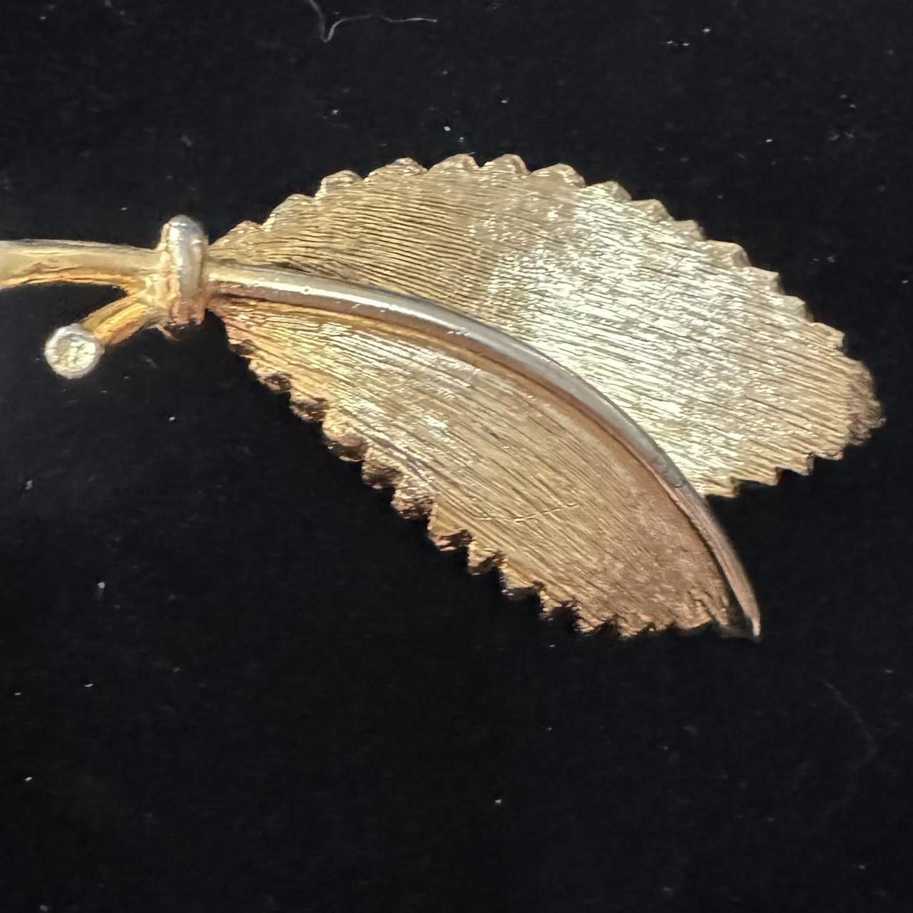 Vintage Hattie Carnegie offers Broach