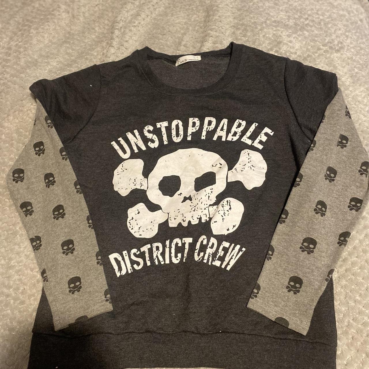 item listed by skylarshawzy