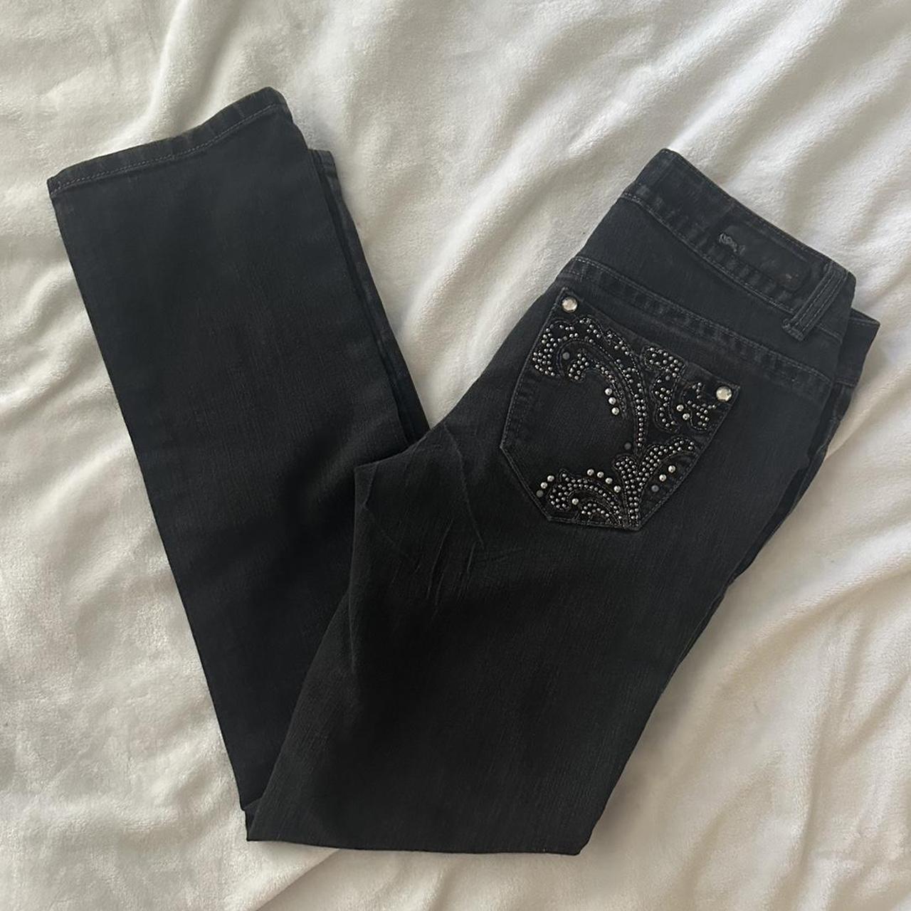 item listed by mckenxyy
