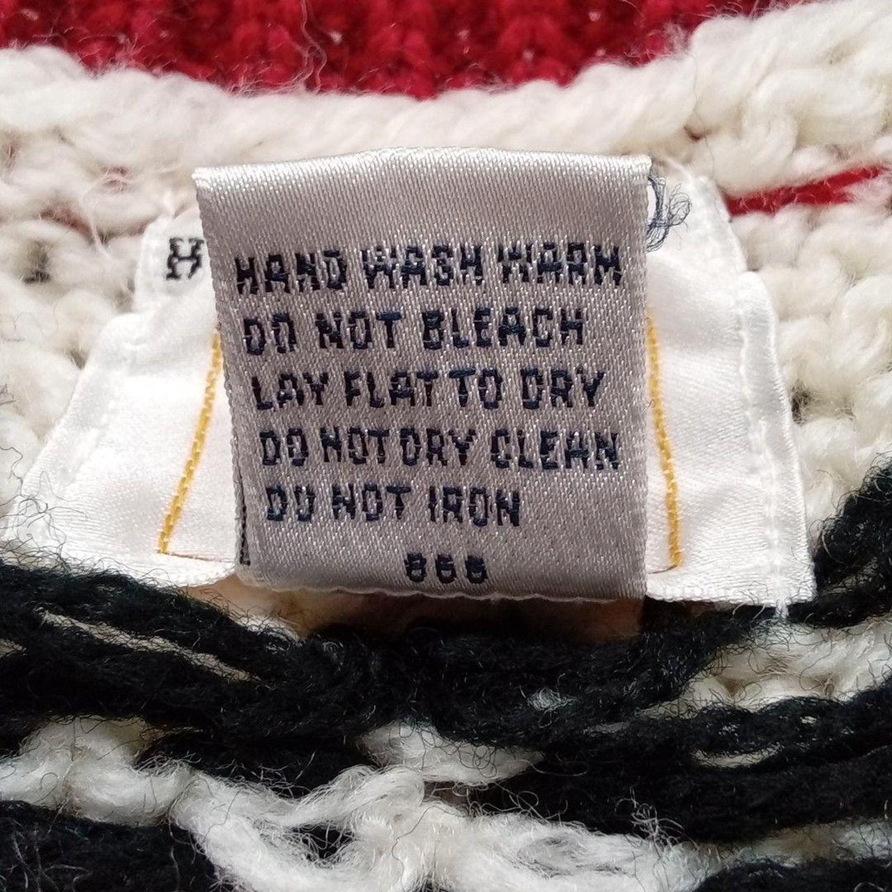 Source Unknown Women's Sweater - White/Red - S – … - image 5