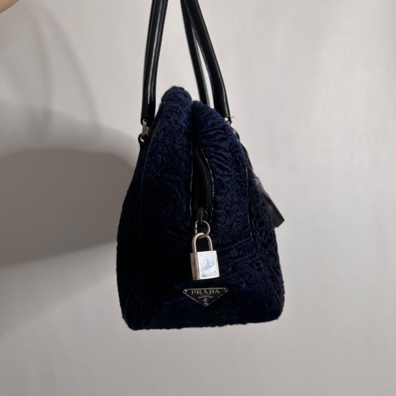 バッグ 2000s Archive Fur Bag made in ITALY y2k 2000s Archive Fur Bag made in ITALY y2k