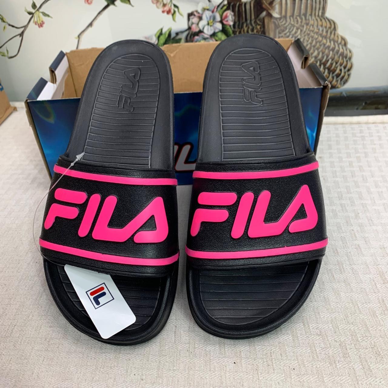 Fila Sleek Slide ST Womens Sandals Size 10 Black. Depop