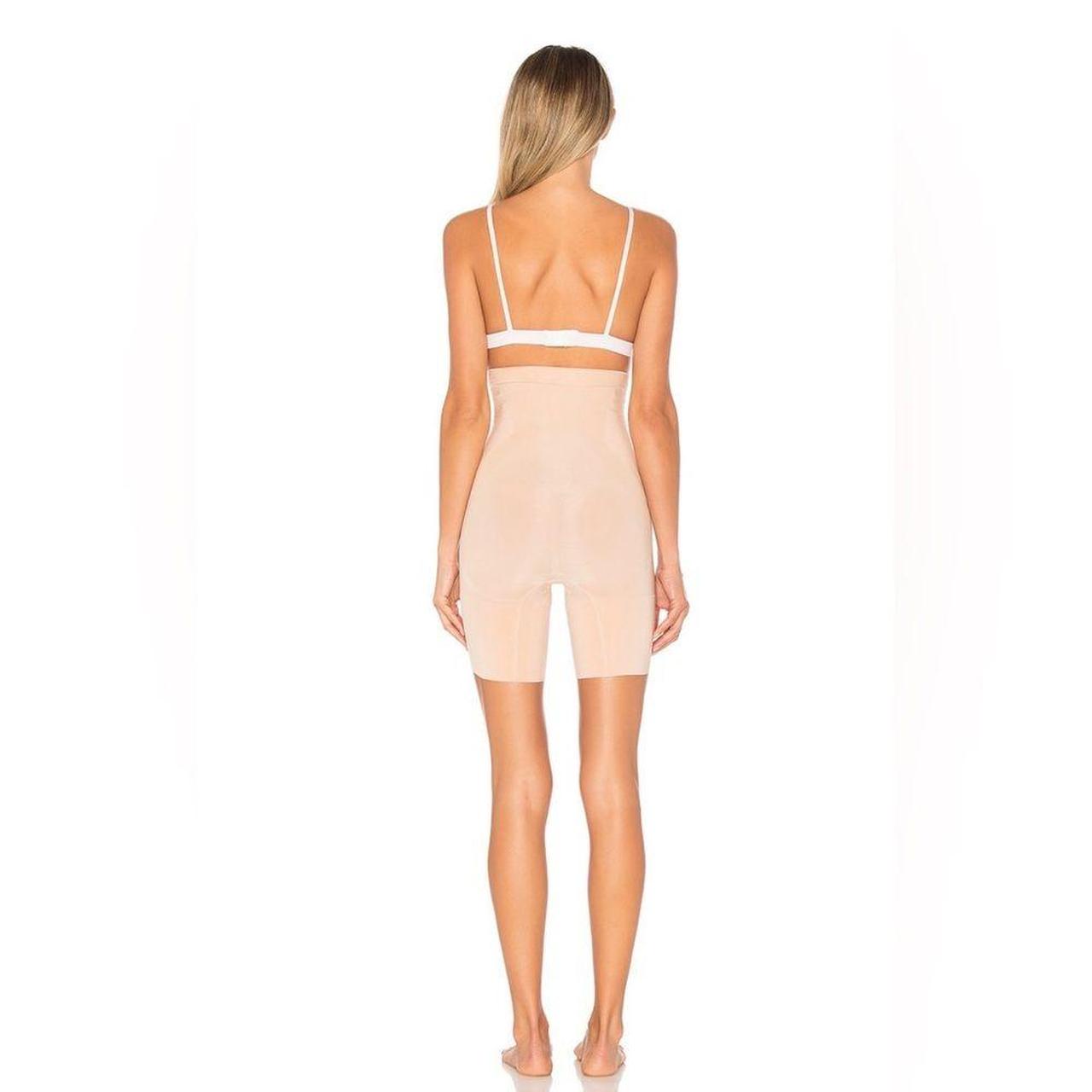 item listed by curatederas image 3