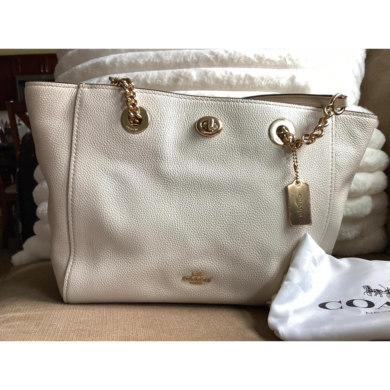 Coach turnlock chain tote in polished pebble leather best sale