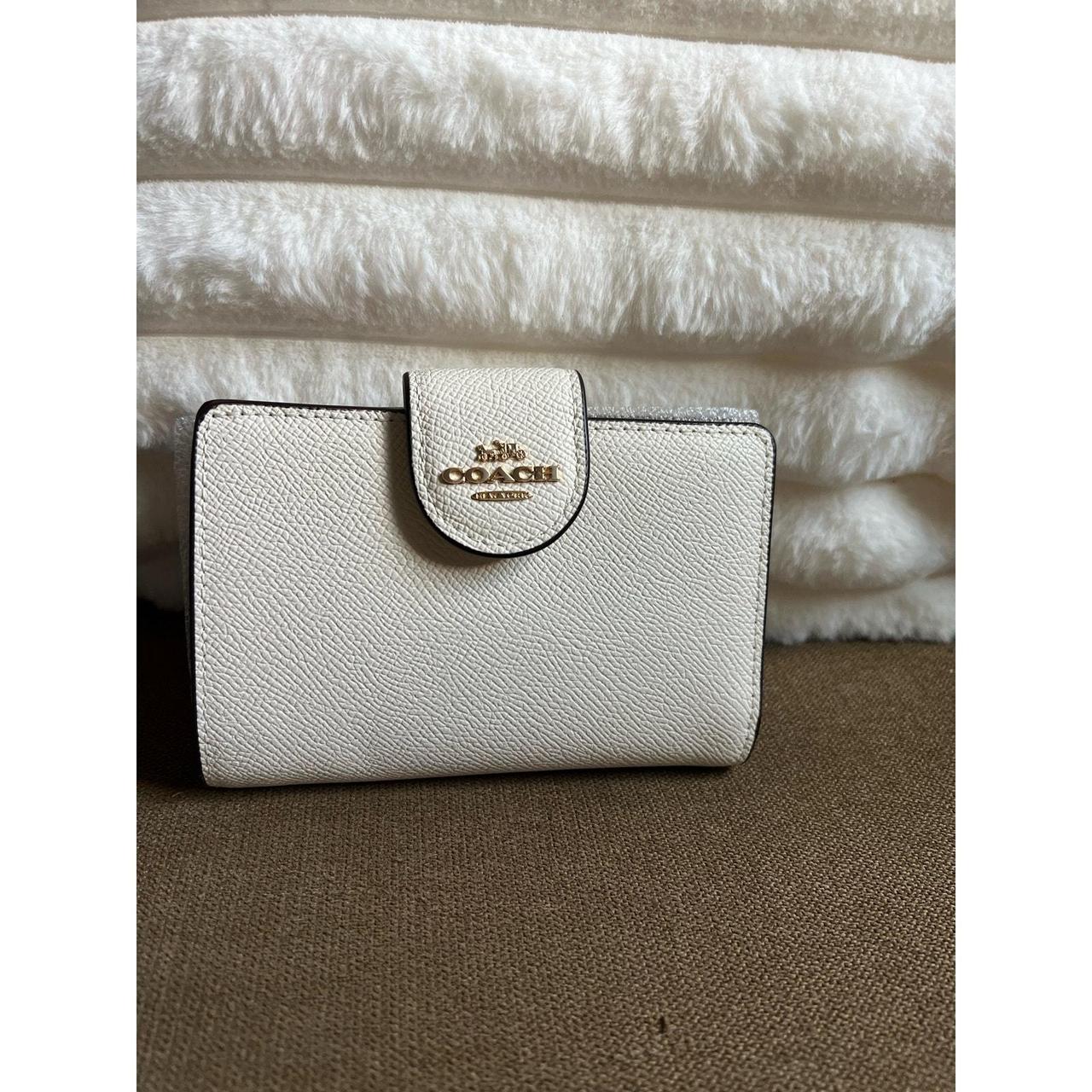 High quality Coach corner zip wallet