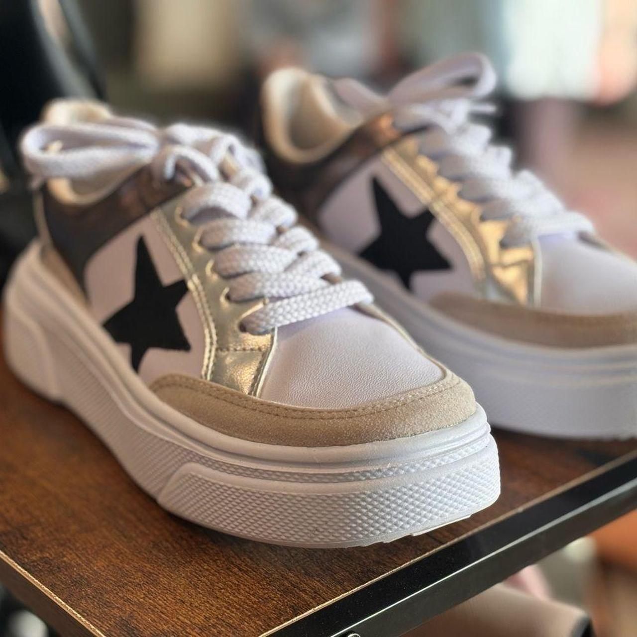 Source Unknown Women's Sneakers - White/Gold - US… - image 5